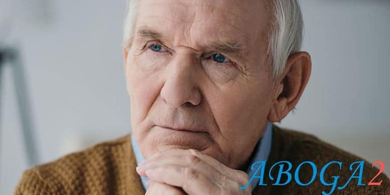 Comparativa entre usufructo vitalicio y universal en derecho civil.