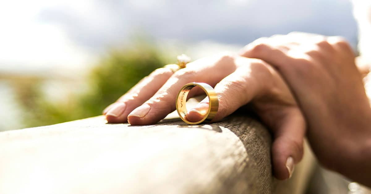 Asesoría legal en matrimonios y divorcios en España, especializada en derecho familiar y protección.